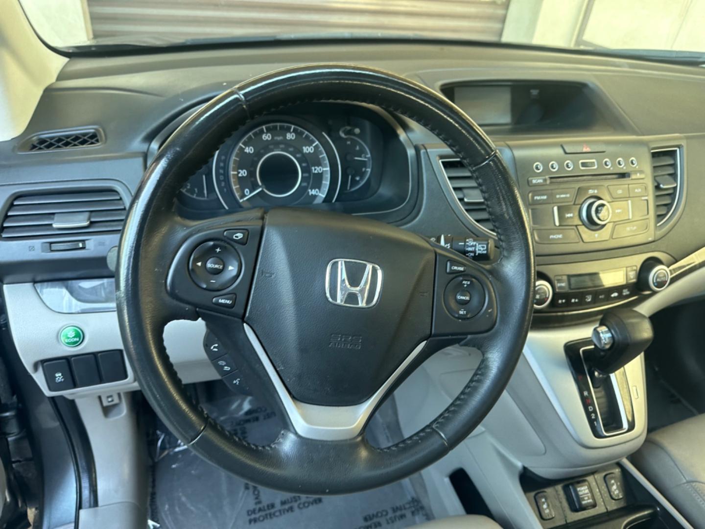 2012 BLUE /GRAY Honda CR-V leather (JHLRM3H70CC) with an 4 CYLINDER engine, Automatic transmission, located at 30 S. Berkeley Avenue, Pasadena, CA, 91107, (626) 248-7567, 34.145447, -118.109398 - Cars and Trucks!! Leather! Moon-roof! Well equipped! In the bustling streets of Pasadena, CA, and the vibrant neighborhoods of Altadena, Glendale, and the broader LA County, finding a reliable, stylish, and affordable vehicle can be a daunting task, especially if you're navigating the complexities - Photo#14